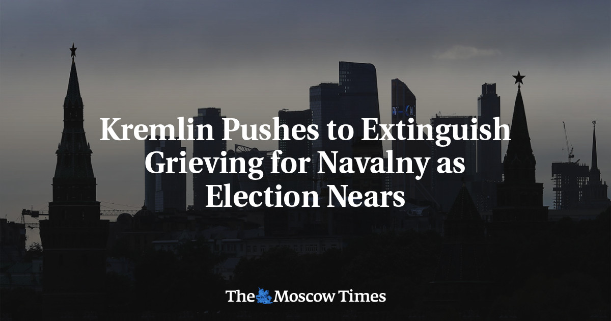 Kremlin Pushes to Extinguish Grieving for Navalny as Election Nears