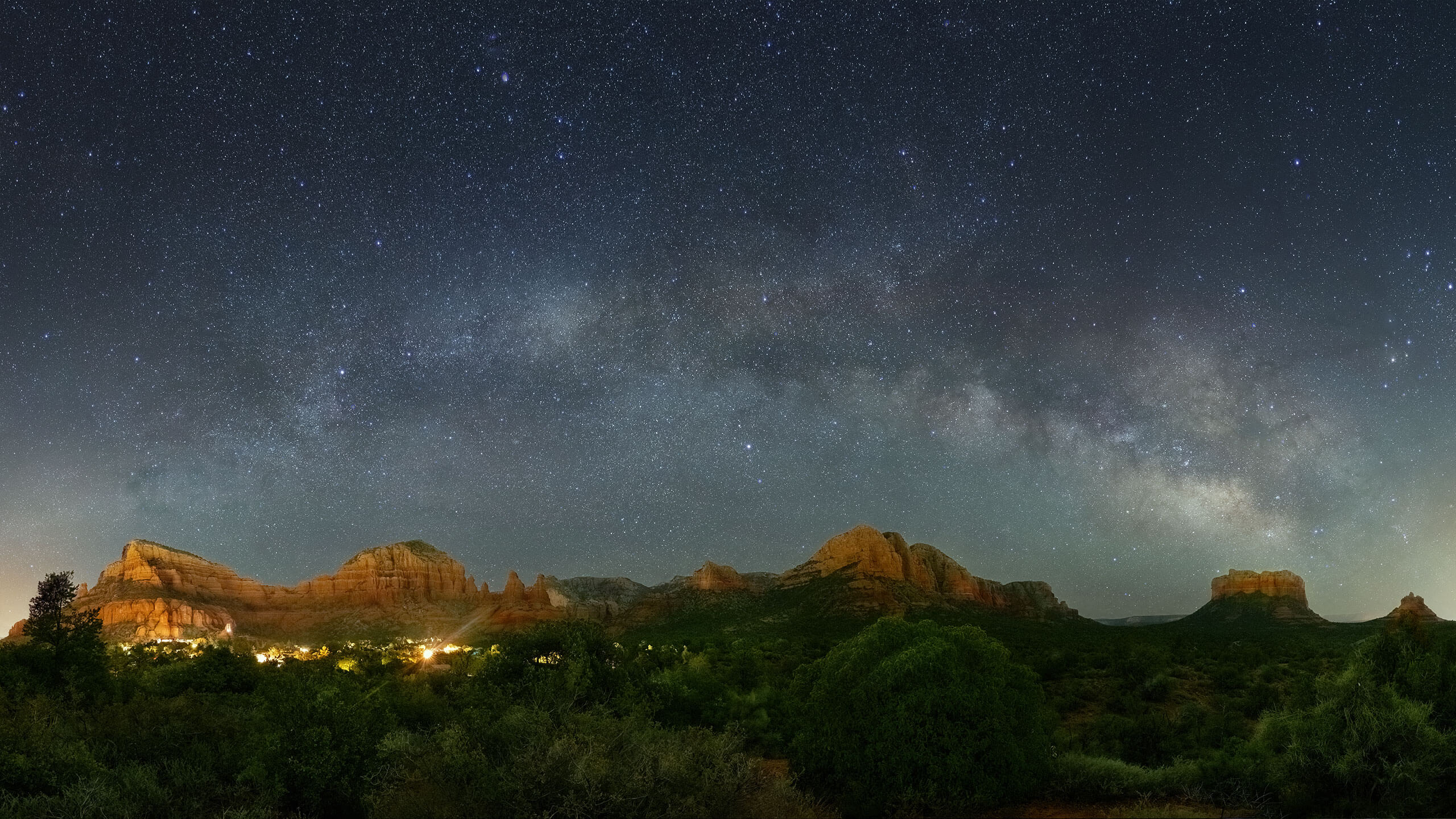 Milky Way panorama blend with arch