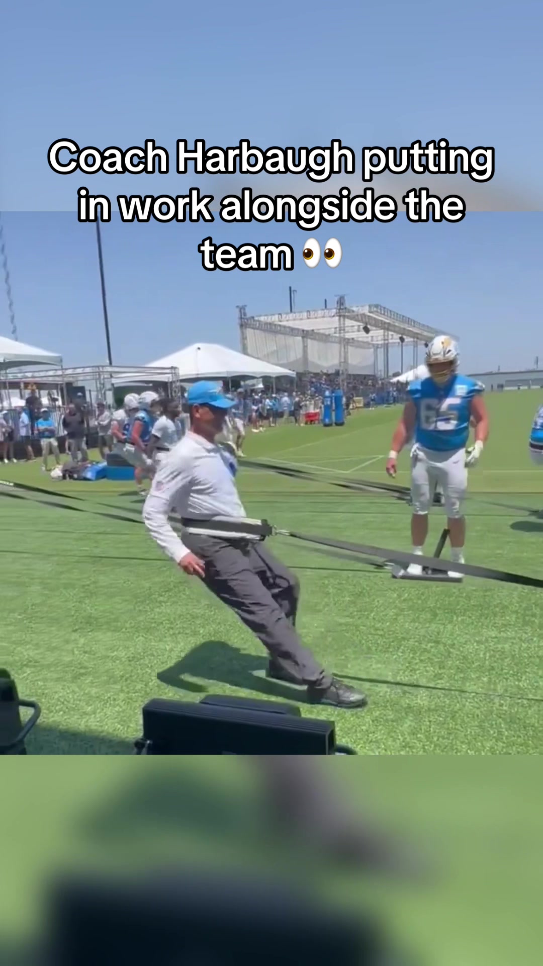 Slight work for Jim Harbaugh 😂 (via @los angeles chargers) #chargers #coach #workout