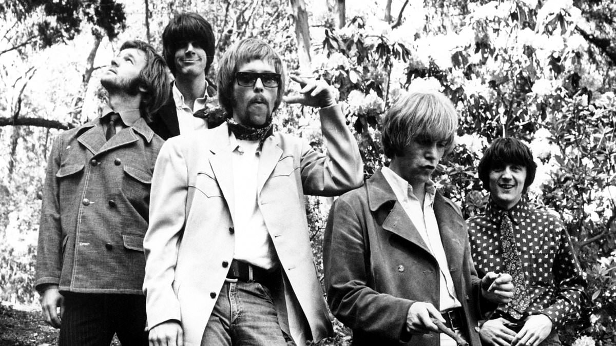 Moby Grape founding member and solo artist Jerry Miller 'dies suddenly' at his Washington State home at 81