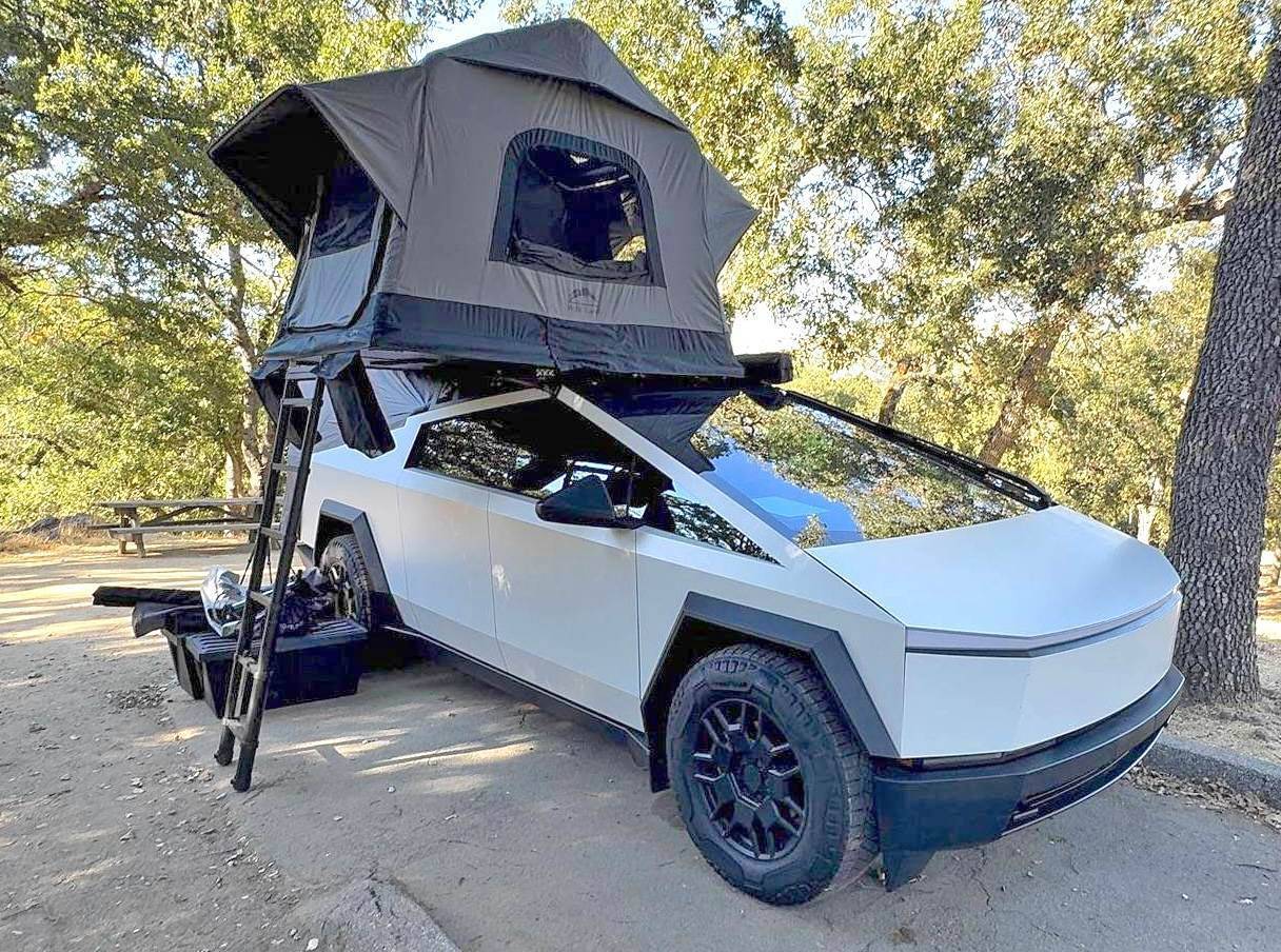 This Tesla Cybertruck third-party rooftop tent can be used with Cybertent