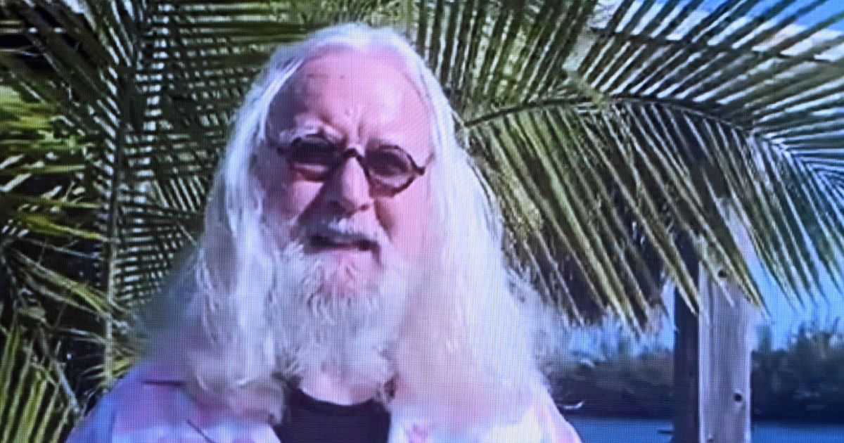 Billy Connolly insists 'I'm not dead' with health update on Parkinson's battle