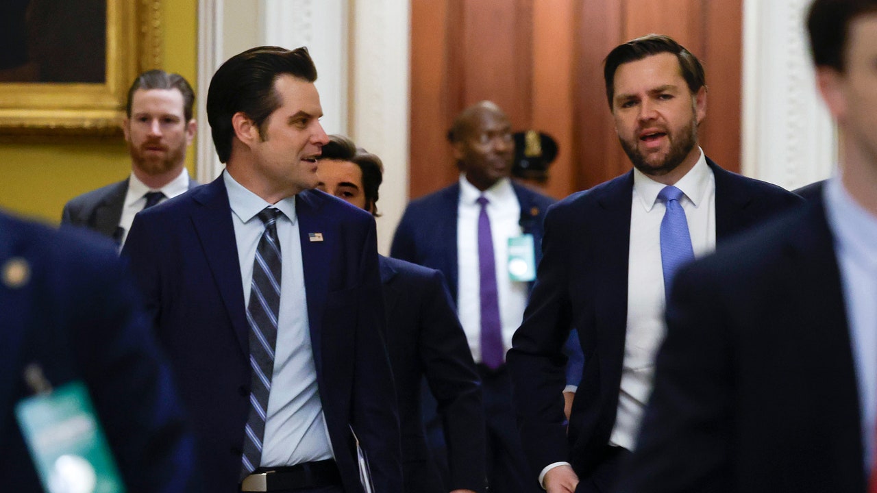 JD Vance Is Trying to Warm Senators Up to Matt Gaetz and Pete Hegseth