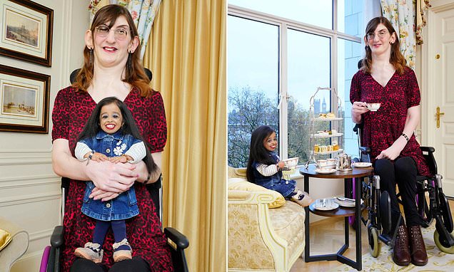 World's tallest and shortest women meet for the first time