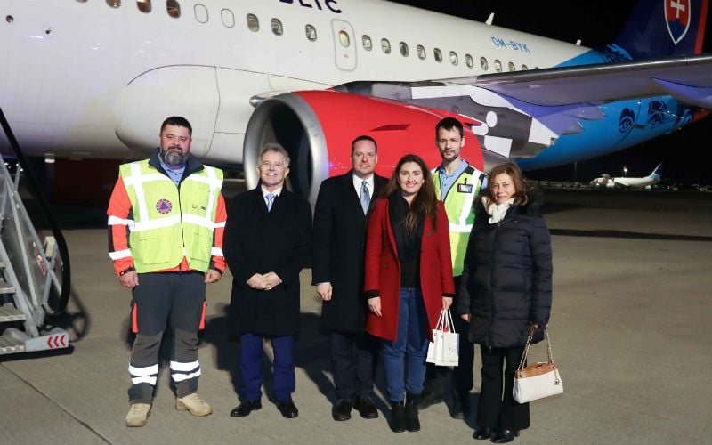 Palestinian children arrive in Ireland to receive healthcare