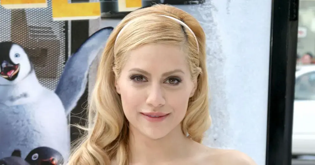 Brittany Murphy 'Suffered for Months' Before Her Tragic Death at 32, Costars Reveal: 'She Deserved a Different Story'