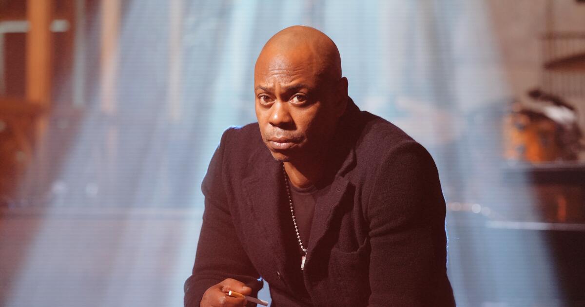 'SNL' host Dave Chappelle weighs in on L.A. wildfires, Palestine and Trump