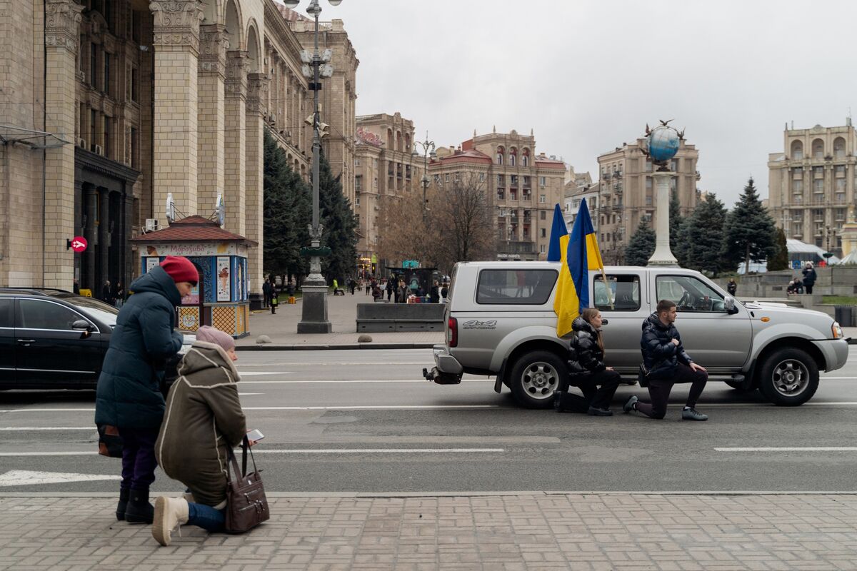 War-Hardened Ukrainians Remain Defiant In Face of Trump’s Blows