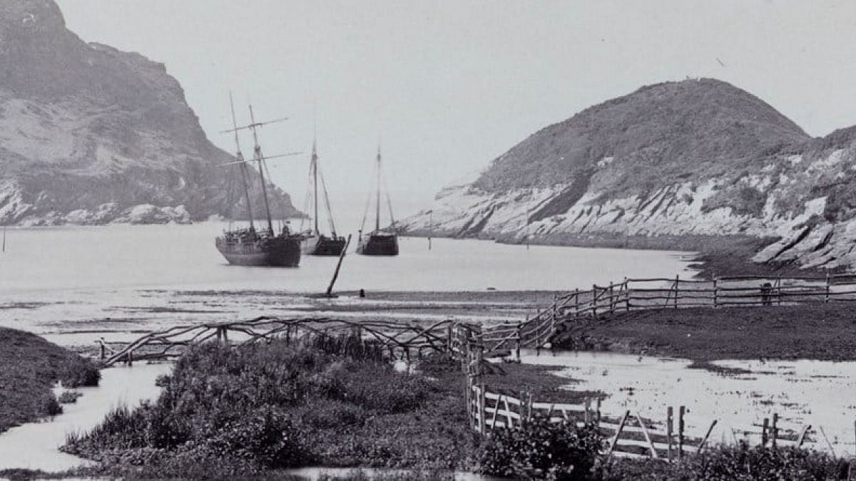 19th century England comes to life in this photo collection