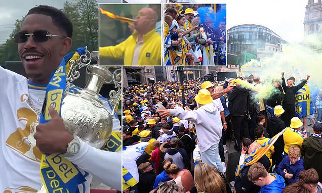 Leeds United fans shut down the city during jubilant promotion parade