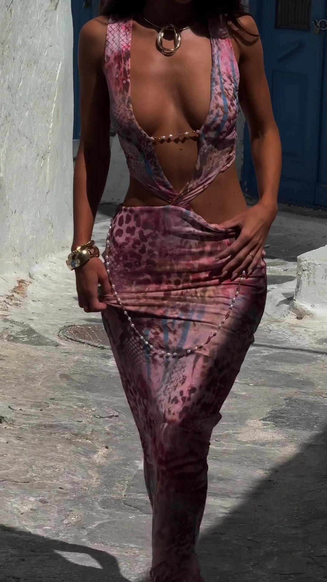 on the go in our Hayley maxi dress🤎