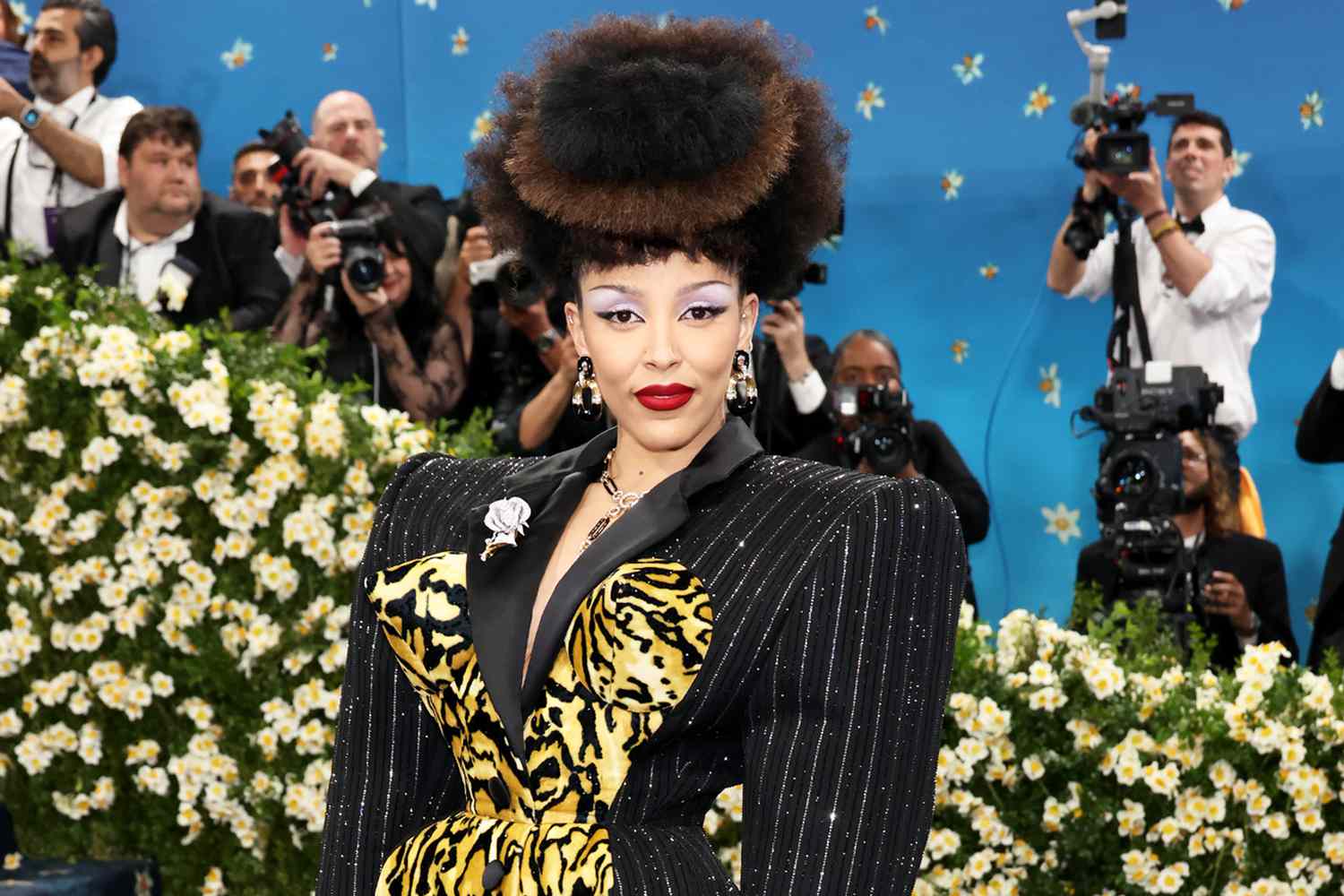 Doja Cat Sports Sculptural Marc Jacobs Bodysuit in Fitting Feline Print at the 2025 Met Gala