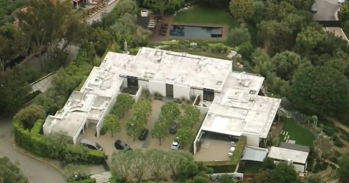 Driver crashes into Jennifer Aniston's Bel-Air property, is detained by police