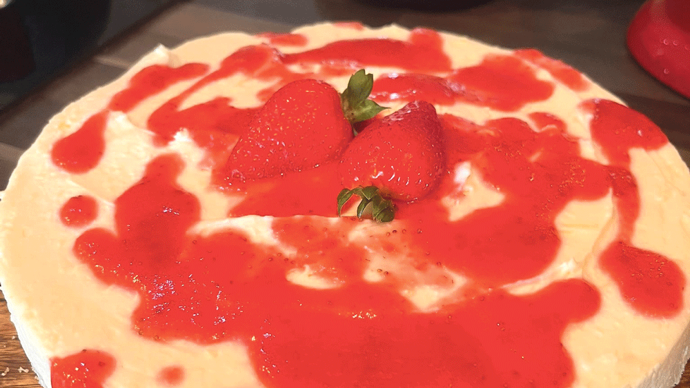 Food with passion: Strawberry &amp; White Chocolate Shortcake Cheesecake