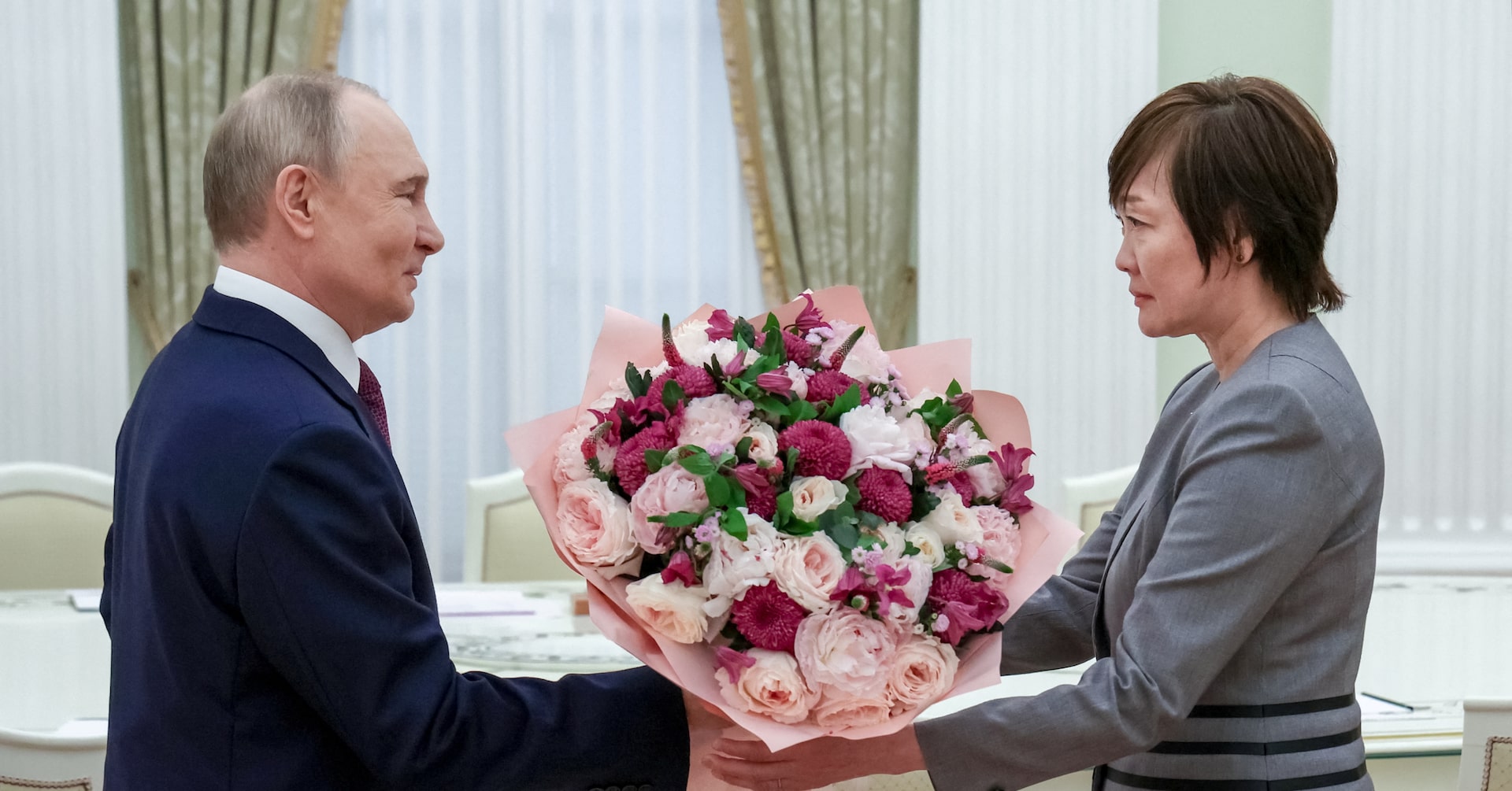 Russia's Putin praises Abe, says late Japanese PM wanted peace treaty