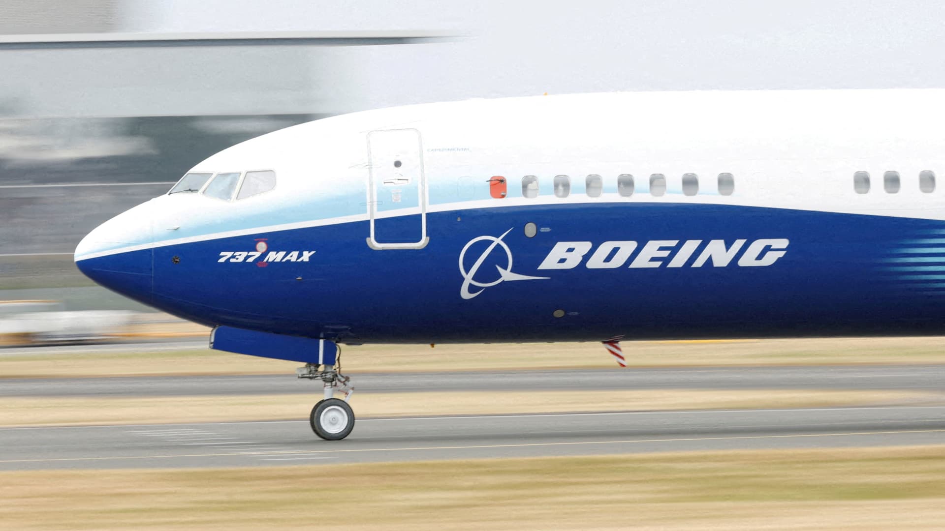 U.S. asks judge to dismiss Boeing 737 MAX criminal fraud case