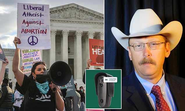Texas cops use cameras to track down woman who left state for abortion