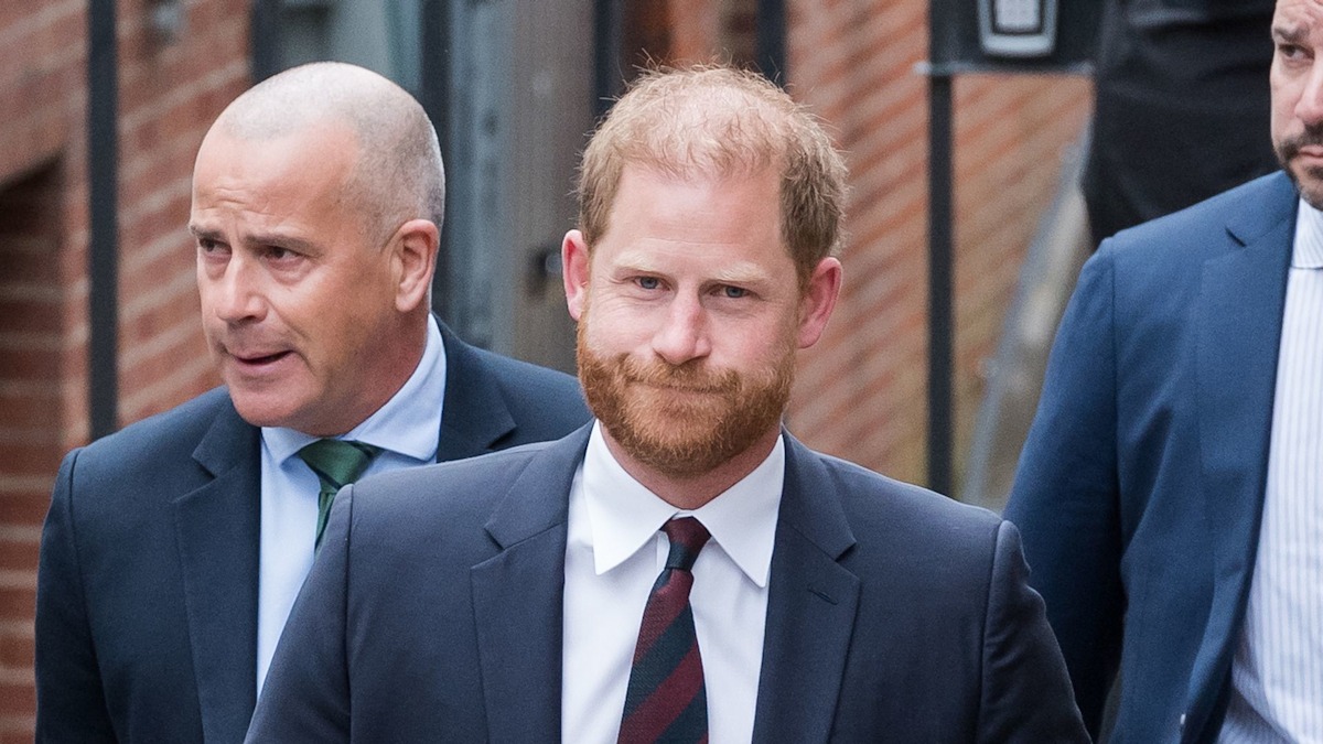 Famous politician takes cheeky swipe at Prince Harry