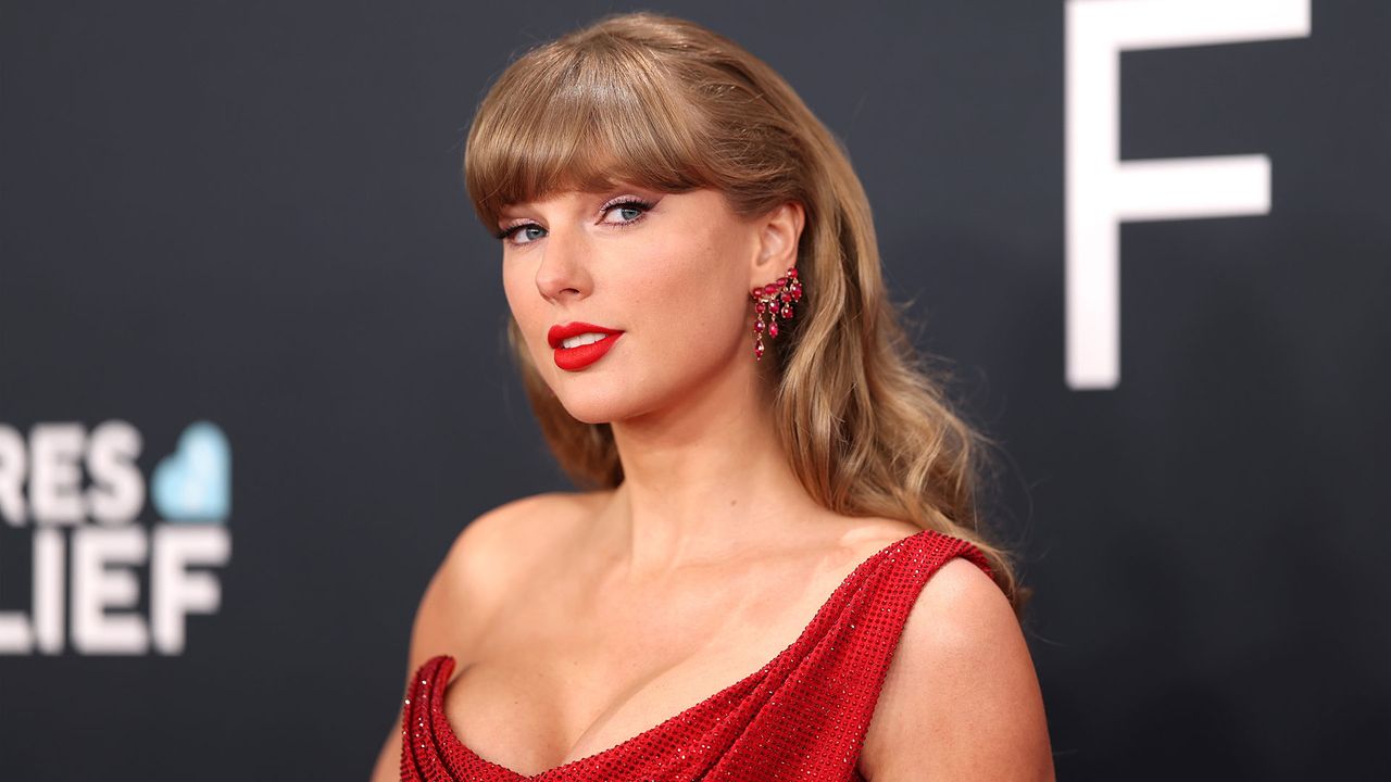 Taylor Swift buys back rights to her masters and reveals Rep TV plans