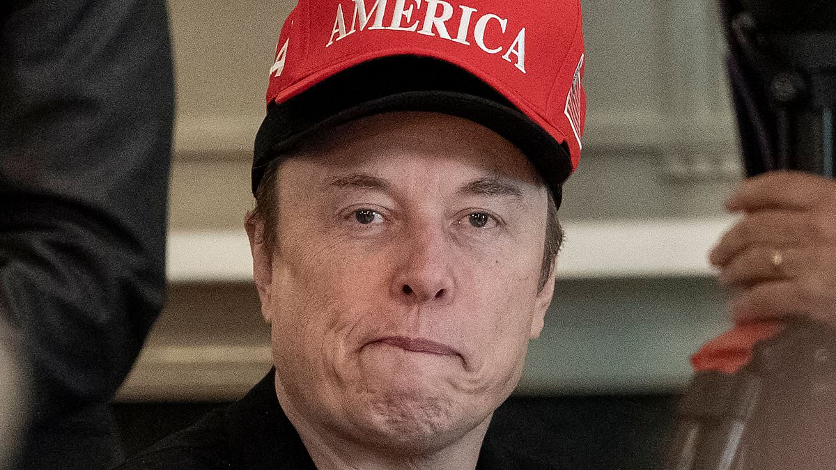Elon Musk calls for ISS to be deorbited