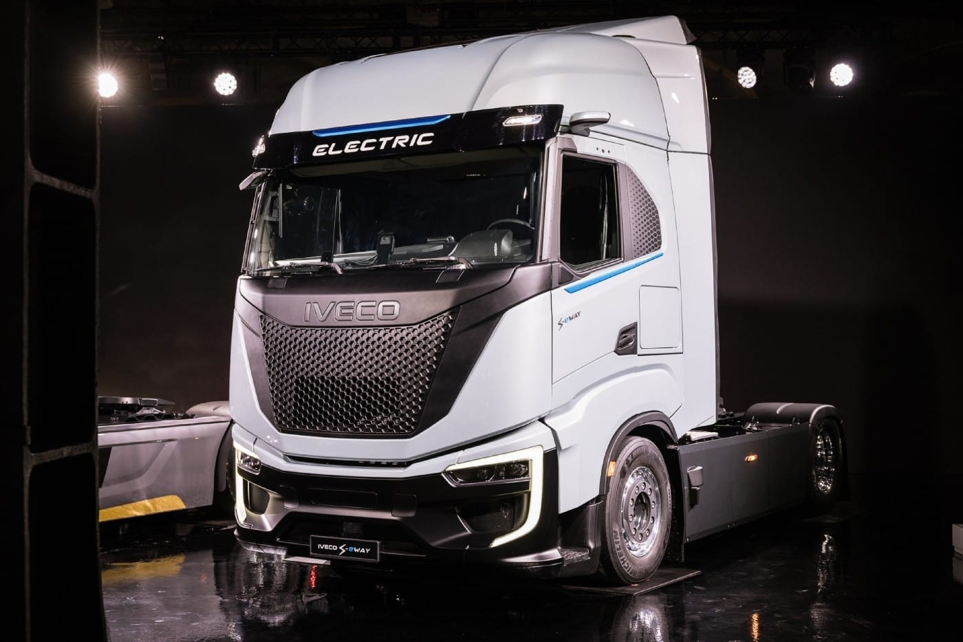 Iveco to start fitting the S-eWay with LFP batteries from 2026