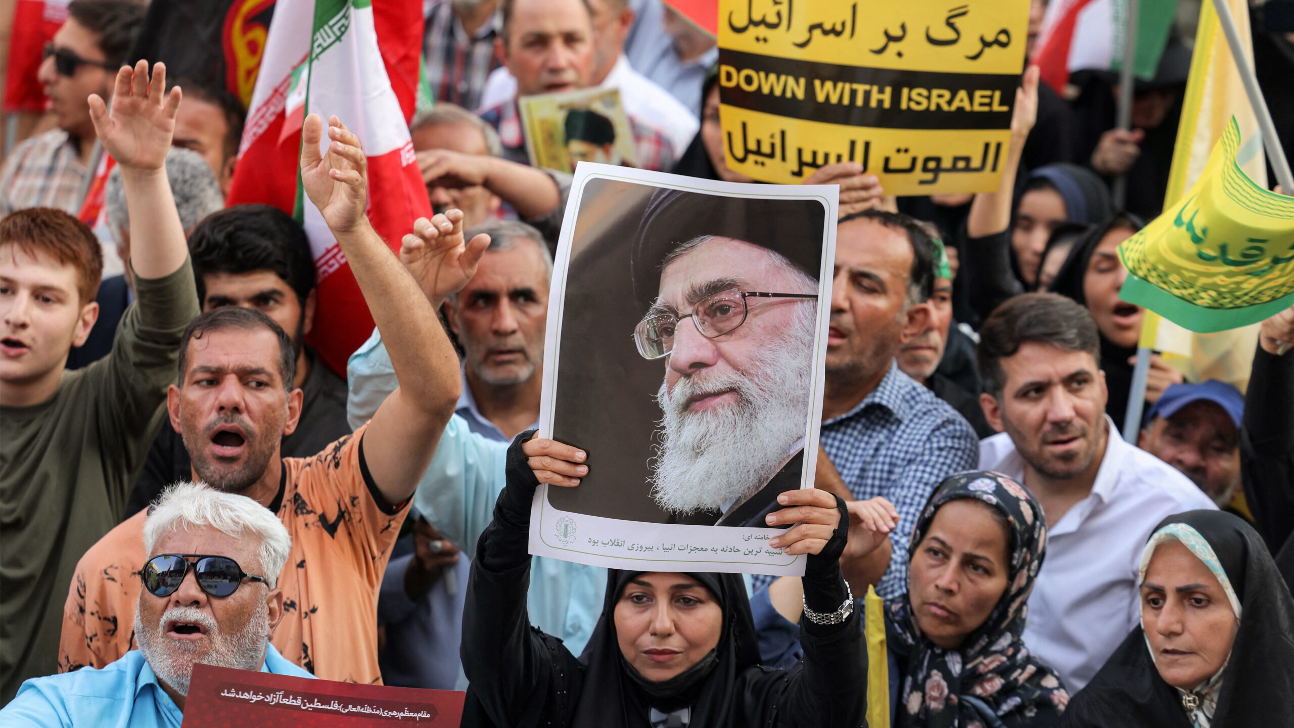 Italian Left Sides with the Ayatollahs