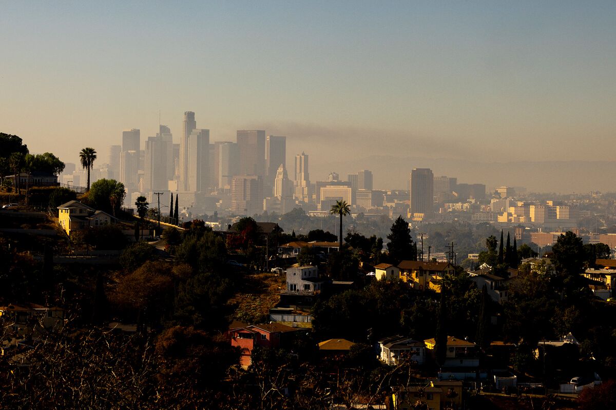 Supreme Court Refuses to Scrutinize LA’s Covid-Eviction Moratorium