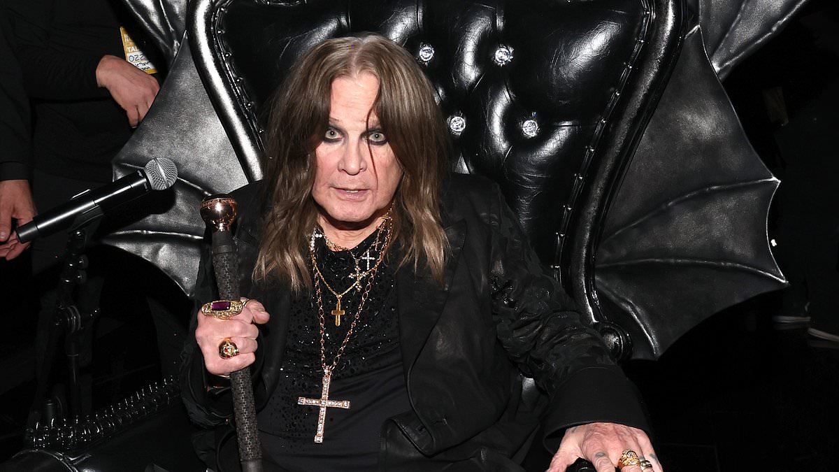 Kelly Osbourne shares her support for dad Ozzy as she watches him reunite with Black Sabbath for the final time in emotional show