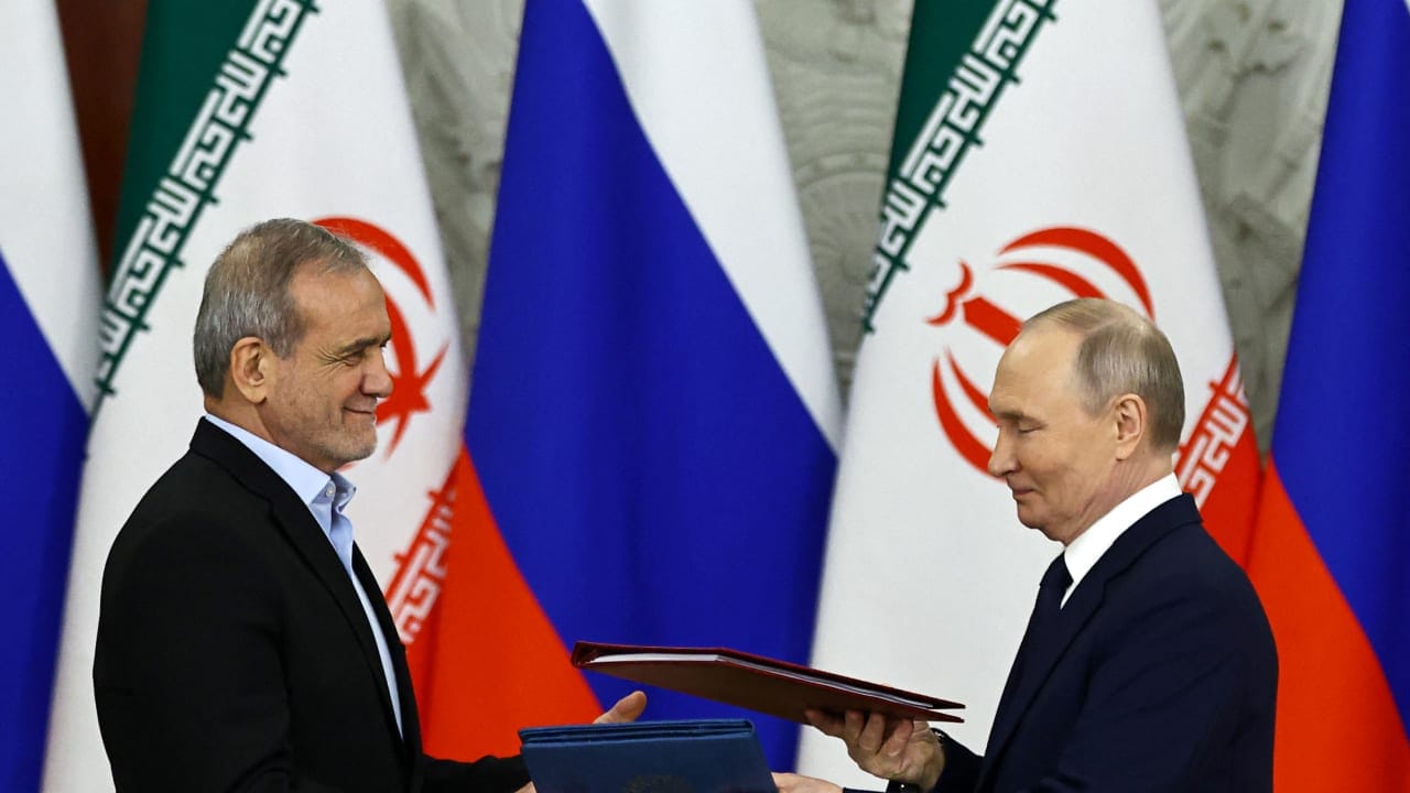 Putin pushes Iran to take a zero-enrichment deal with the US
