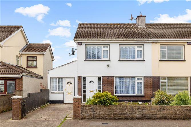5 Forest Park, Leixlip, County Kildare - TEAM LORRAINE MULLIGAN - RE/MAX Results Celbridge  - 4943697