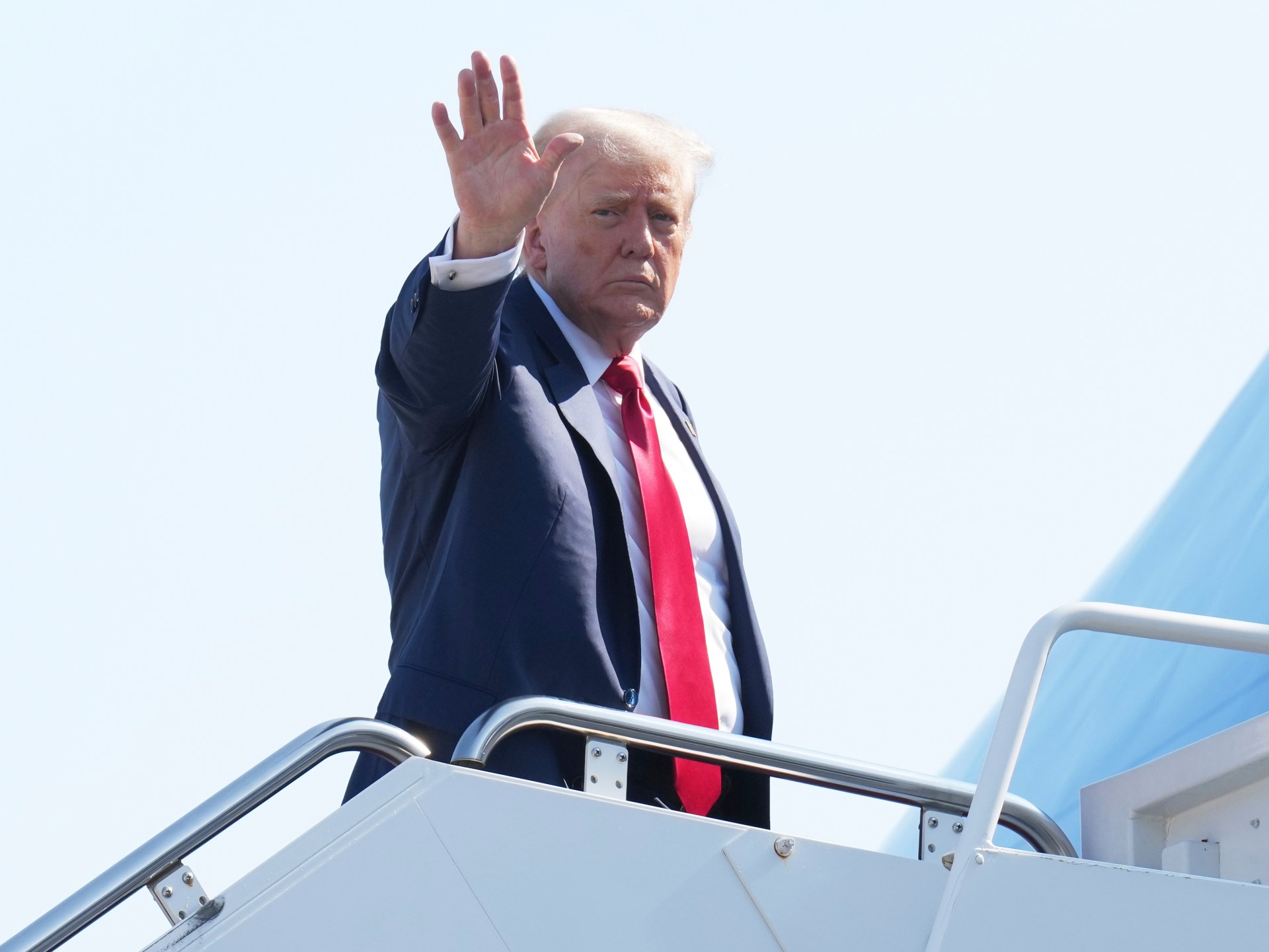 Trump signals positive meeting with Powell on US interest rates