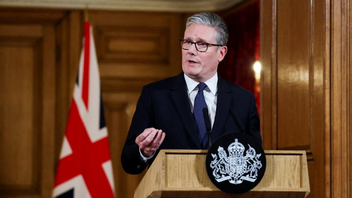 Starmer says UK will soon recognise Palestine unless Israel halts Gaza war
