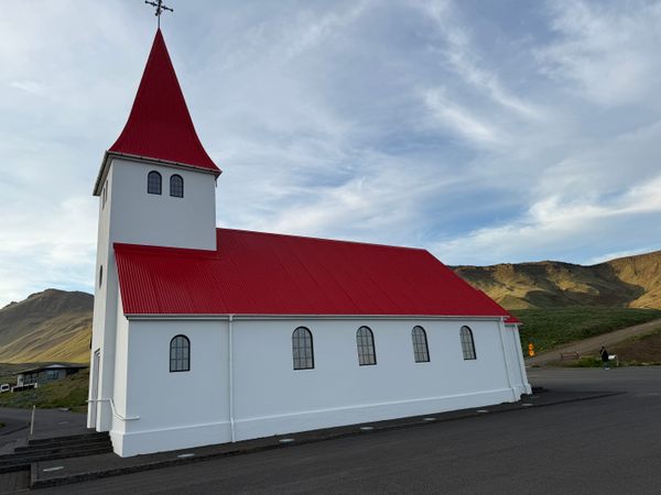 Obscura Day Summer 2025: Touring Iceland by Car