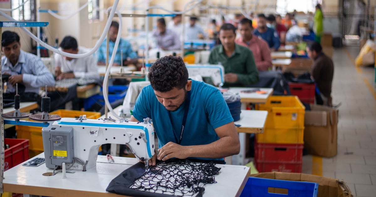 India’s Garment and Jewellery Sectors Fear for US Orders After Tariff Shock
