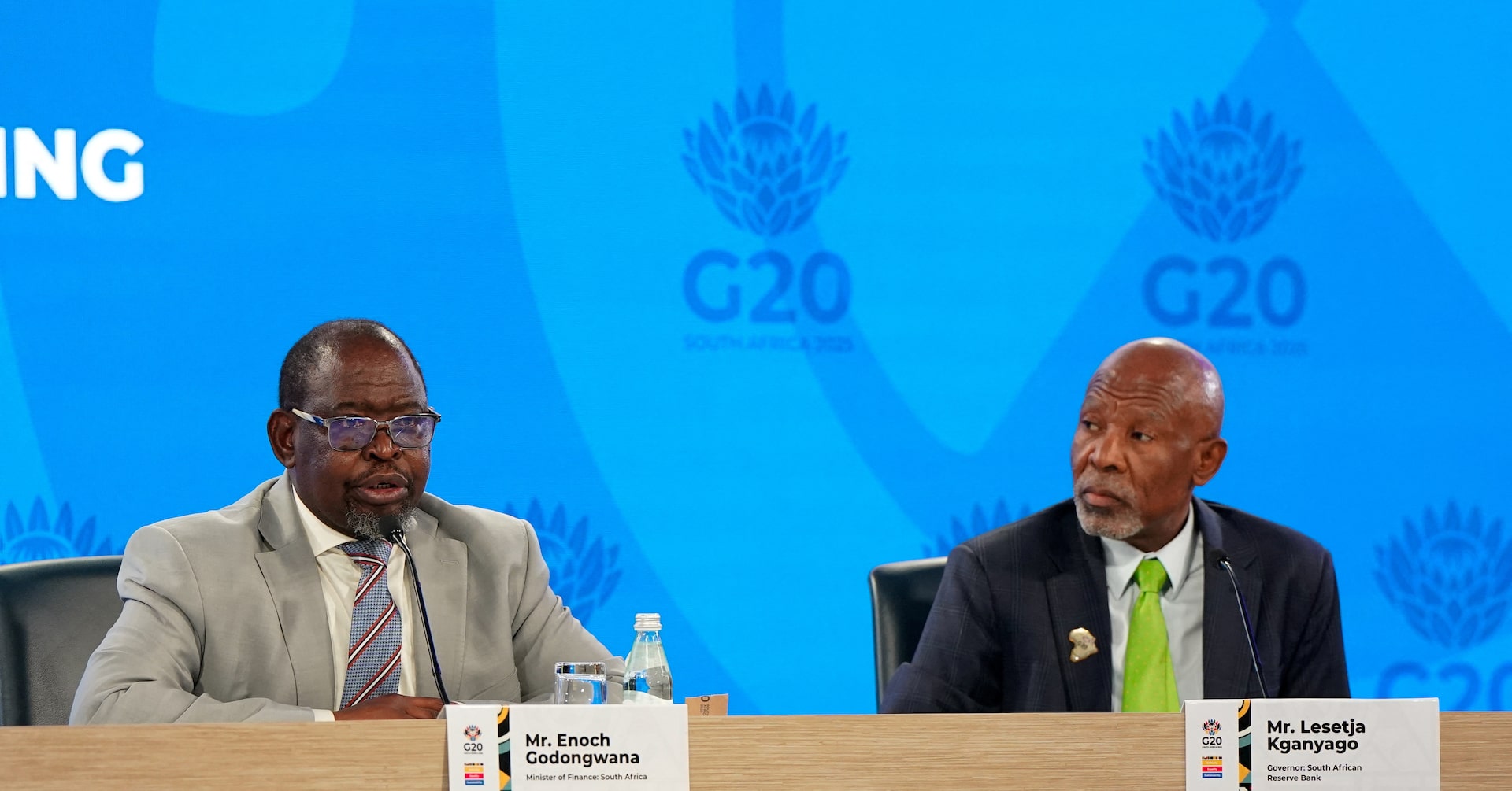 South Africa's finance minister and central bank governor at odds over inflation target