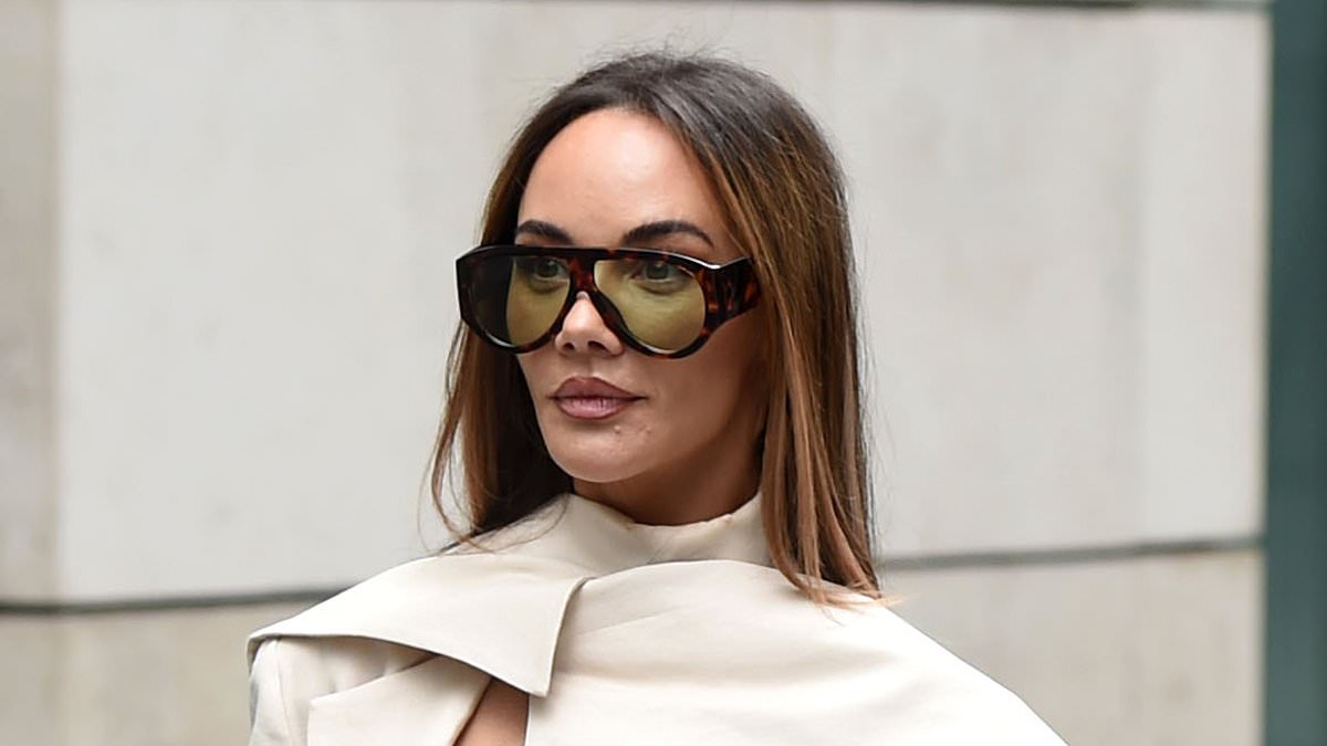 Actress is a dead ringer for Rita Ora