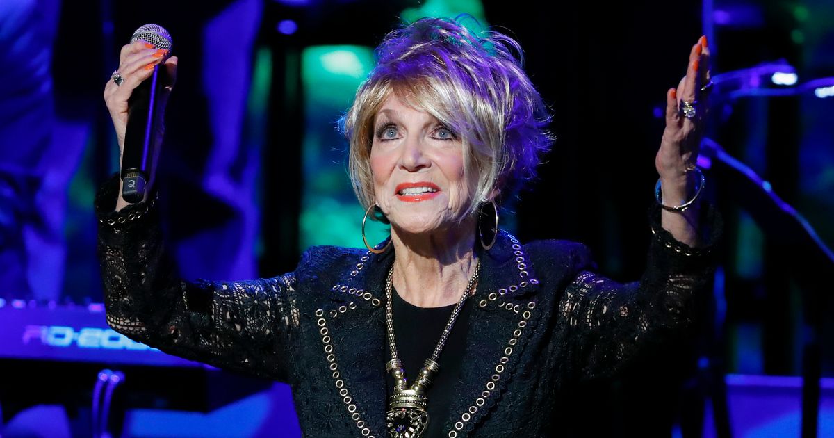 Country music legend and one of the youngest people to win a Grammy Award dies