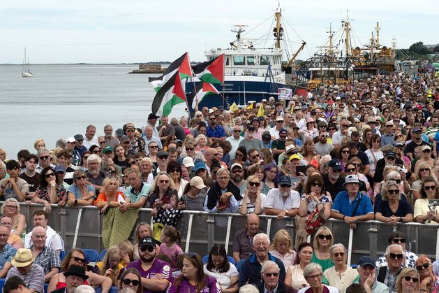 Thousands descend on Wexford as President Michael D Higgins and Anthony Kearns open Fleadh Cheoil na hÉireann