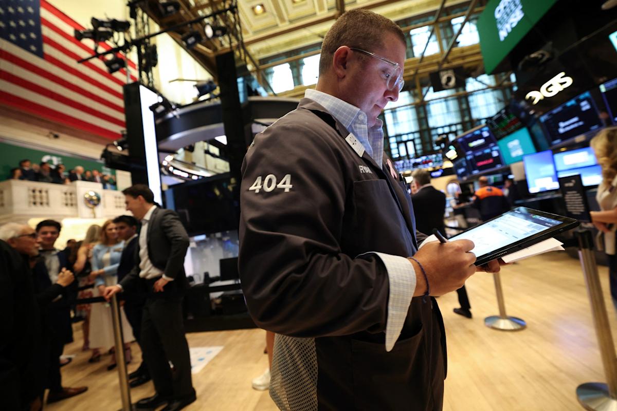 Major 401(k) changes: What to know about Trump's new crypto and private equity rules