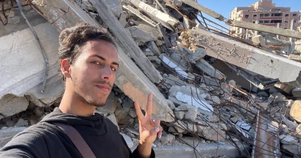 Gaza teen launches fundraiser after being offered place at Scottish university