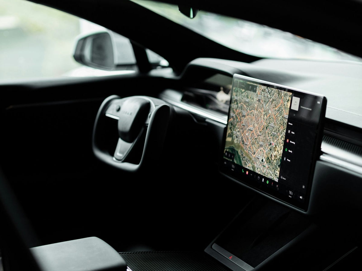 Tesla Completes 360-Mile Hands-Free Drive from San Francisco to Los Angeles