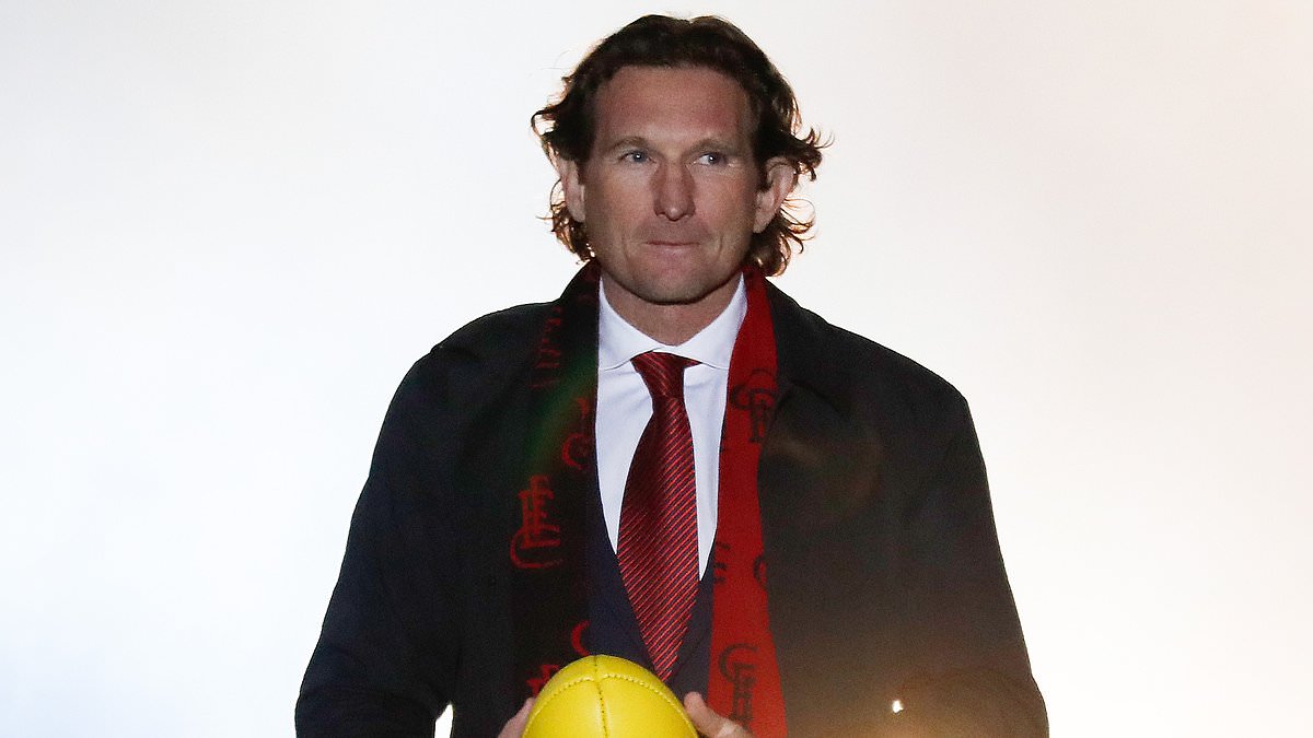 Footy legend predicts Jamarra Ugle-Hagan is on the verge of tragedy if he doesn't change his ways after 'almost being shot' in 2.30am nightclub incident