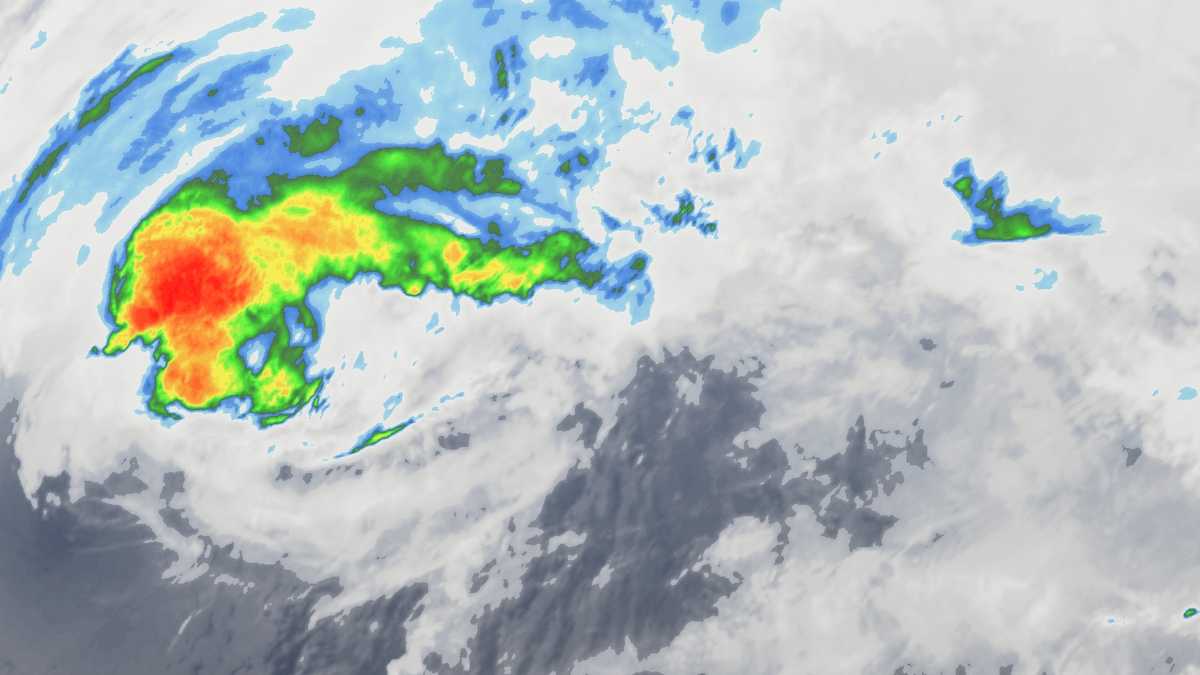 Hurricane Erin prompts high surf advisory, coastal flood advisory at New Hampshire coastline