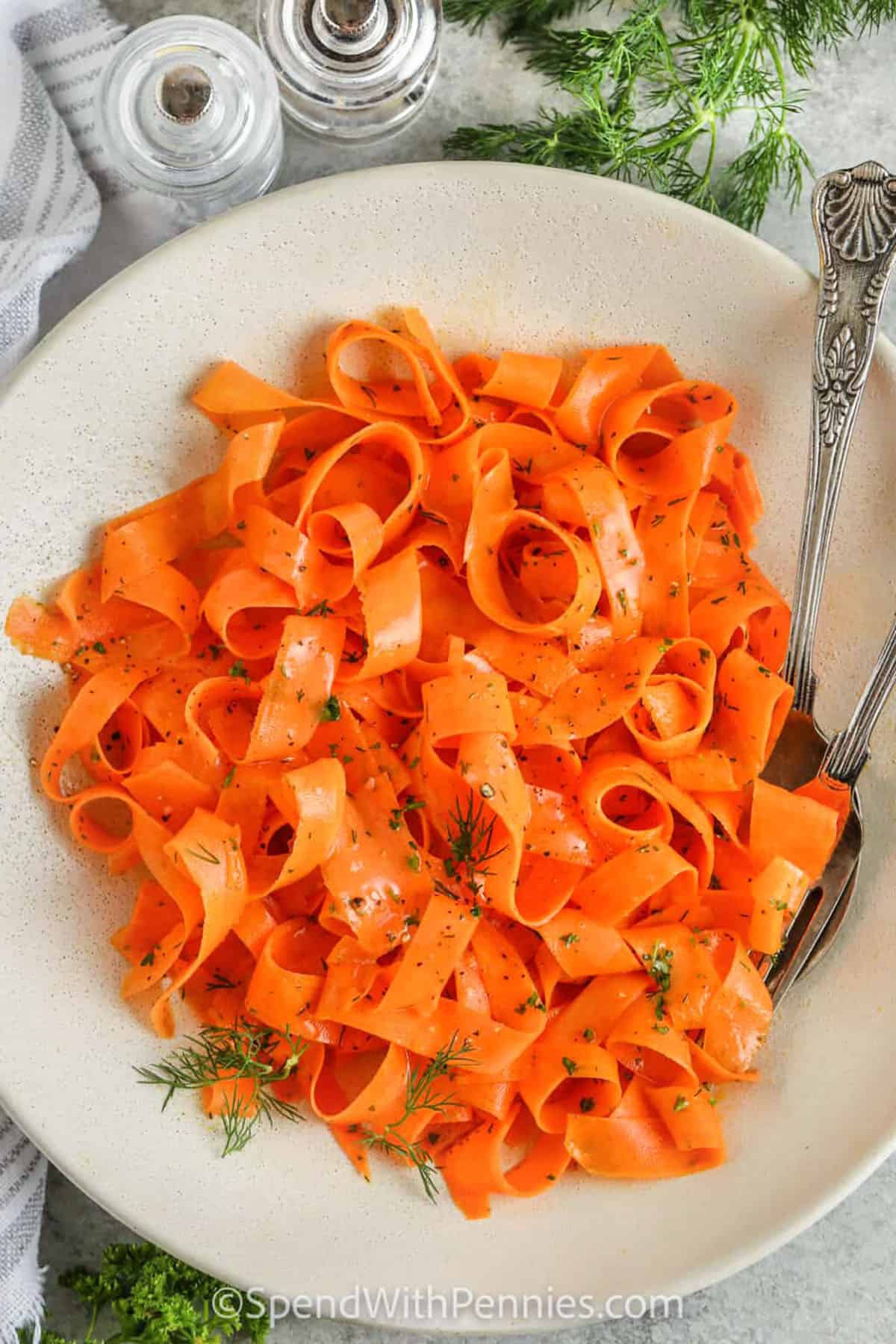 Refreshing Carrot Salad for Any Season!