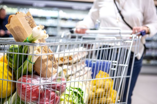 Irish consumer spending continues to rise despite global uncertainty
