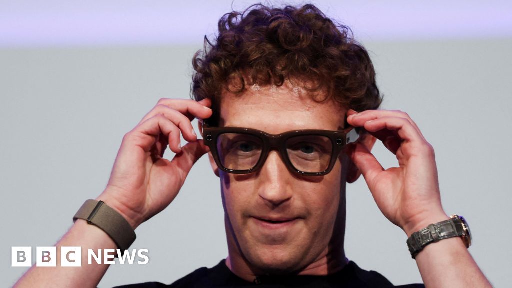 Facebook owner unveils new AI-powered smart glasses