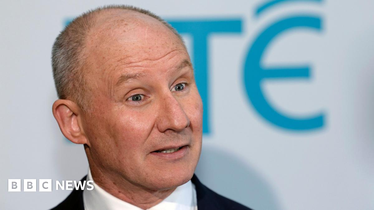 Jim Gavin: Danger for Irish prime minister as presidential election candidate quits