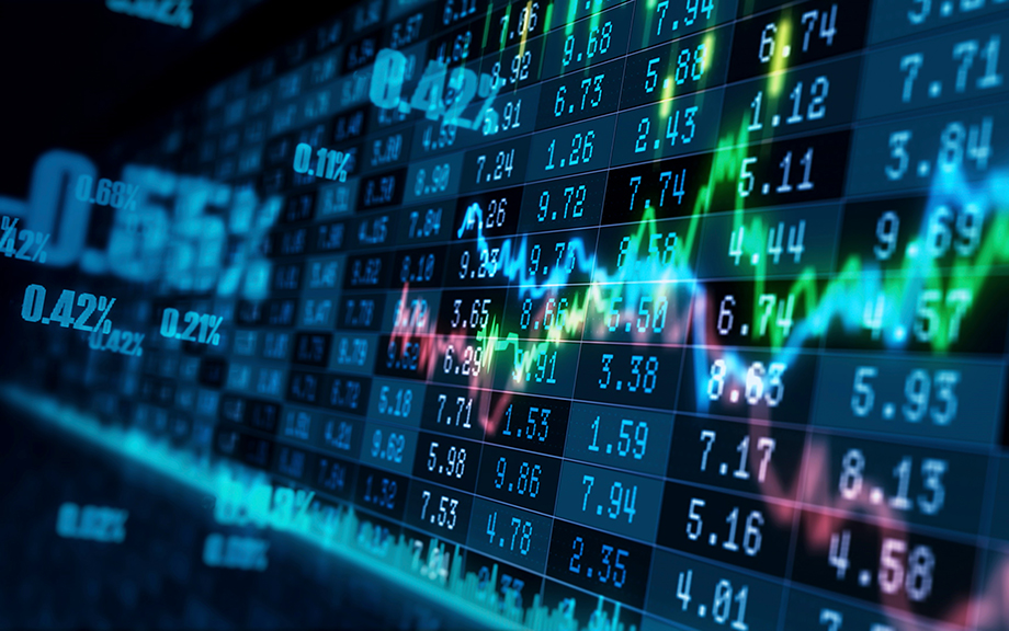 Are Financial Markets Good Predictors of R‑Star?