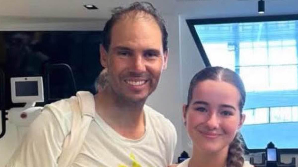 Tennis fans want Rafael Nadal to make a huge change after seeing viral photo of sporting legend