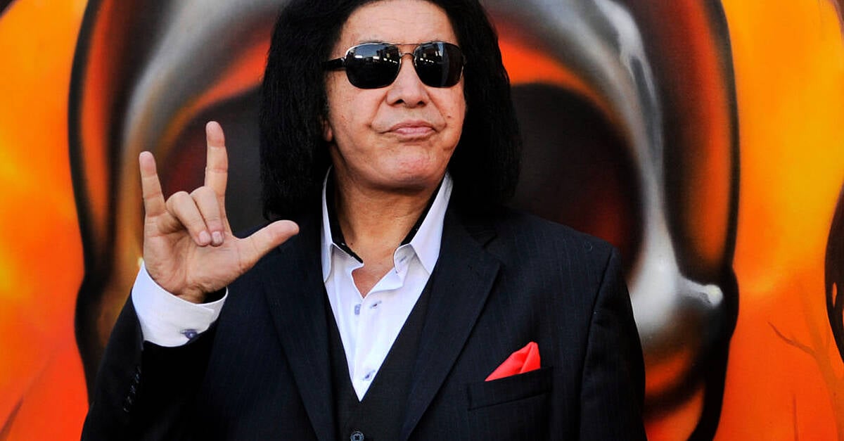 Kiss rocker Gene Simmons recovering after crashing SUV